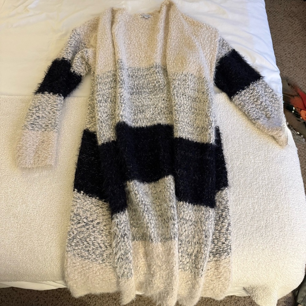 Long Fuzzy Cardigan.